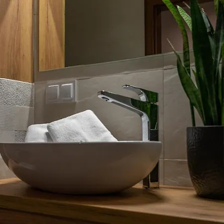 Park B4- Z Dostepem Do Basenu, Sauny, Jacuzzi, Silowni *